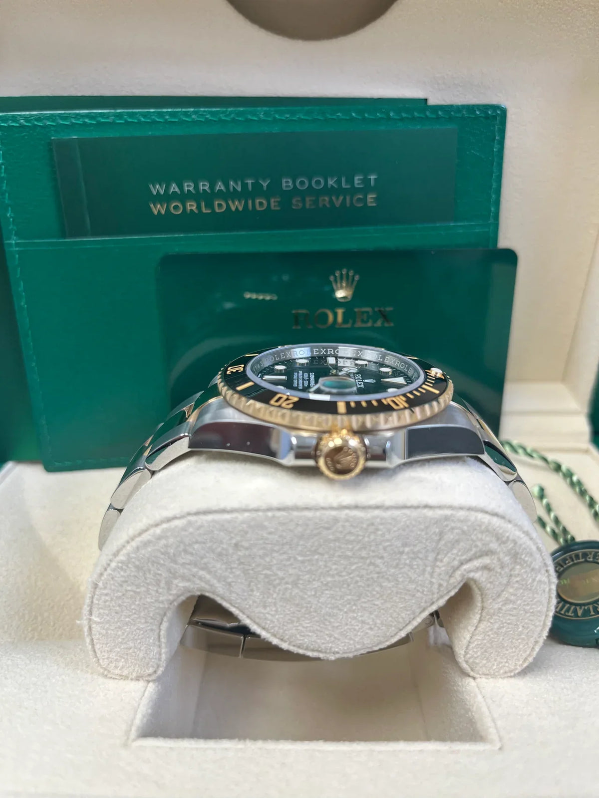 Rolex Submariner Date Yellow Gold/Steel Black Dial